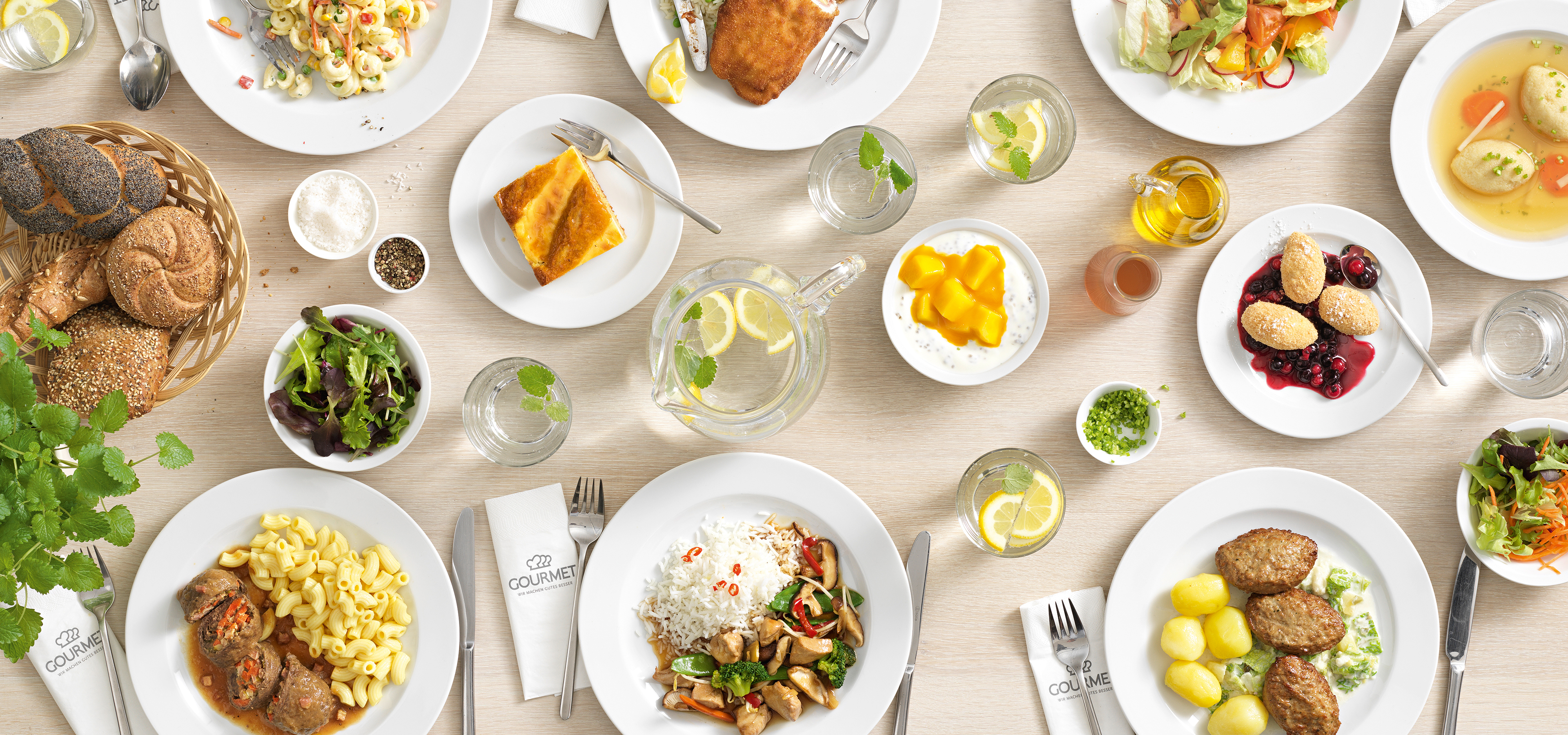 Unterschiedlichste köstliche Gourmet Speisen, Ansicht von oben